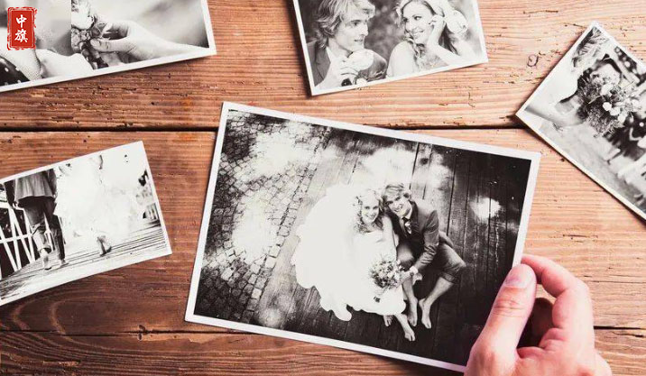老舊的相片慢慢的回憶感