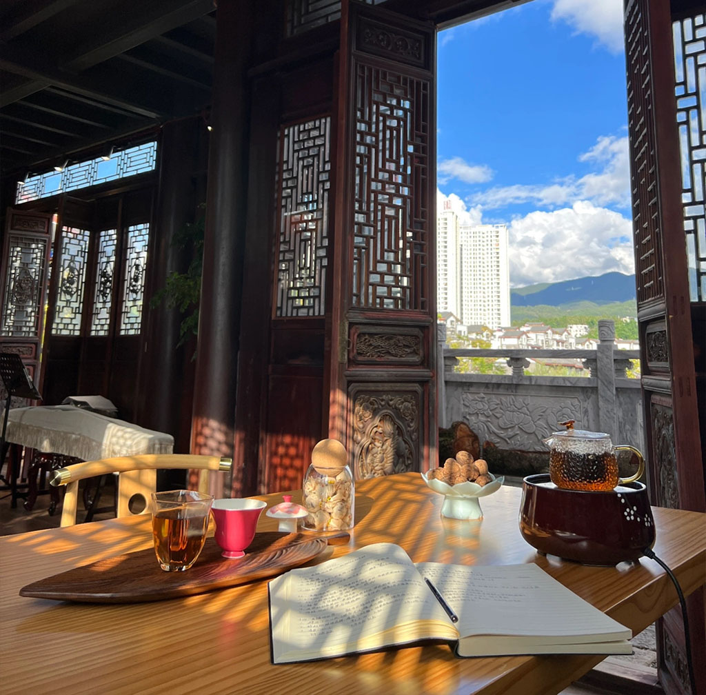 室外桃園的小茶館