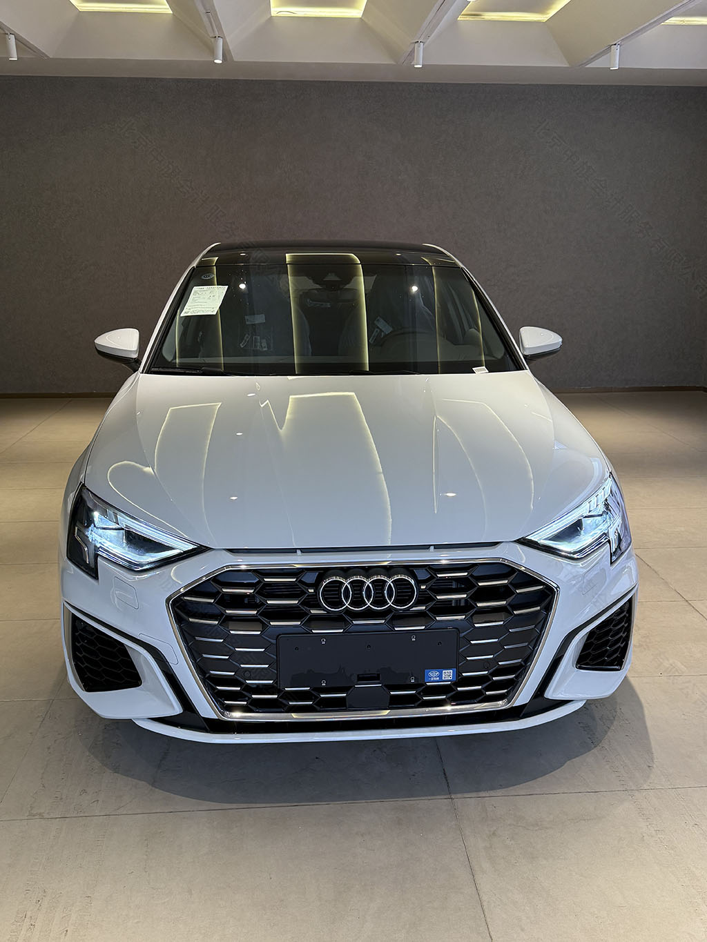 全下來20幾萬的奧迪.jpg