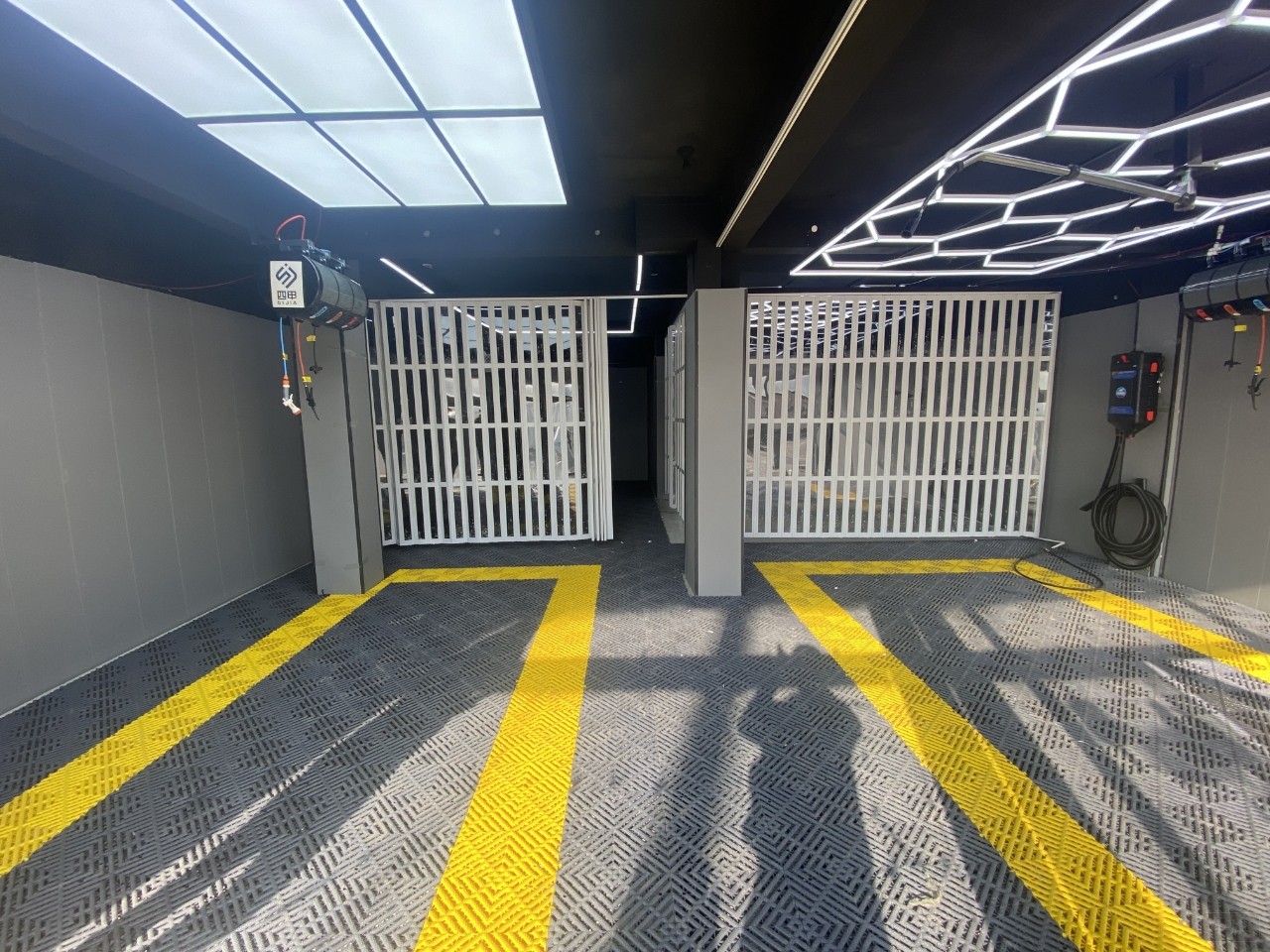 洗車店內(nèi)部設(shè)備