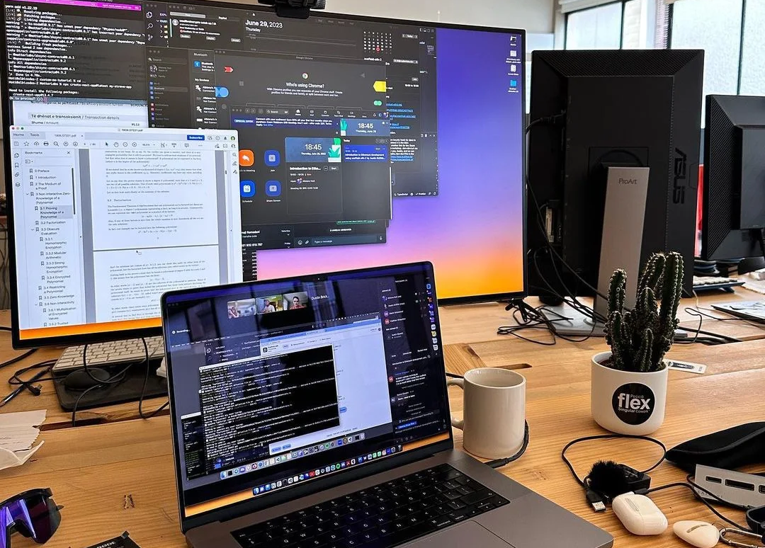 當(dāng)IT真的很費(fèi)錢啊，這些設(shè)備都要花錢買