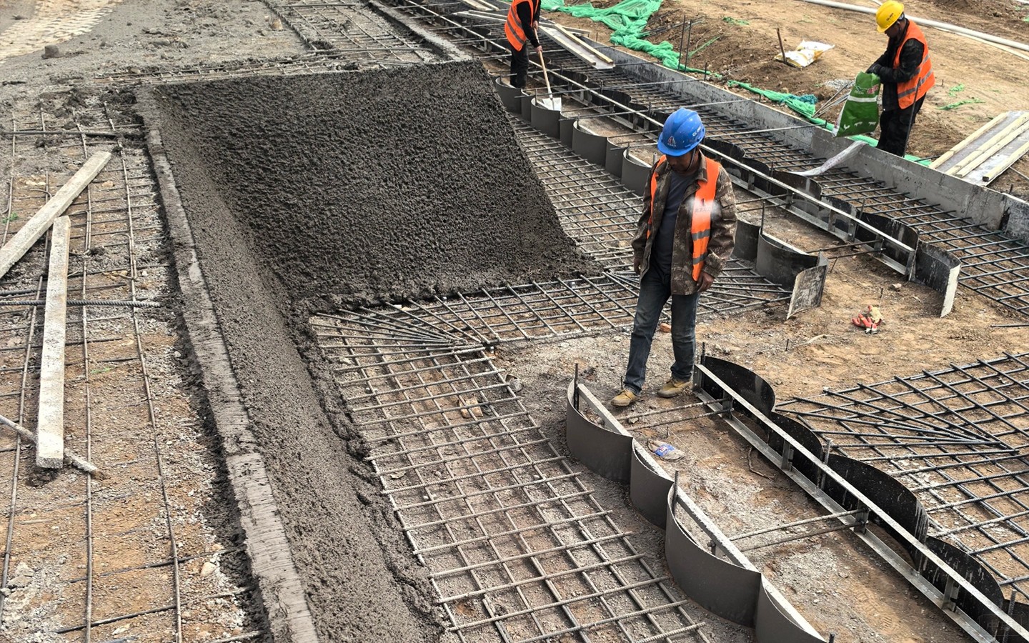 基坑邊坡噴錨施工